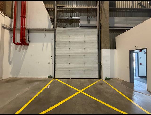 8,125M² WAREHOUSE TO LET IN HALFWAY HOUSE